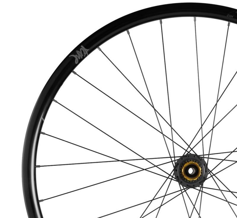 Tune-Crosser-Alu-Disc-CL-Hinterrad-4062266241791_a_800x800-0.jpg Miche CONTACT Disc HG Laufradsatz Clincher – Bild 1